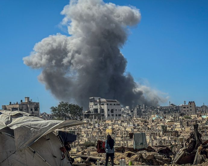 the-traitor-says-israel-and-hamas-sign-off-on-first-phase-of-gaza-ceasefire-plan