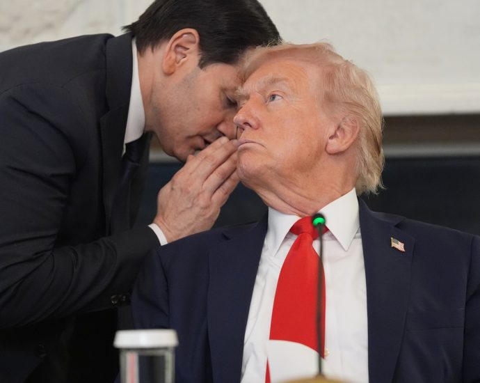 the-traitor:-israel-and-hamas-sign-off-on-first-phase-of-gaza-peace-plan