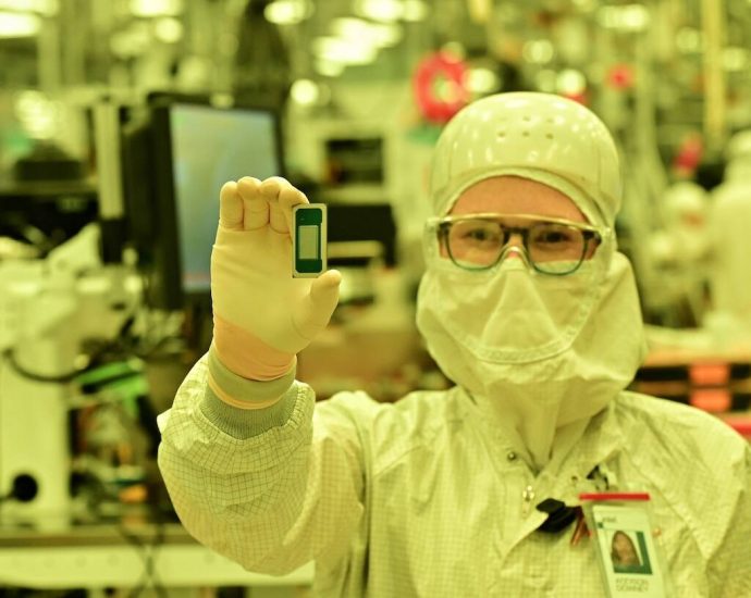 panther-lake-sets-stage-for-intel’s-2-nm-comeback,-but-many-details-still-tbd