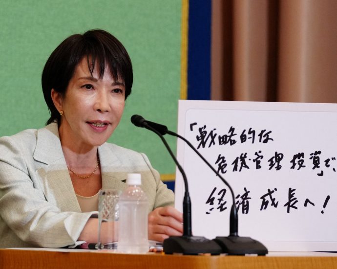 takaichi’s-bid-as-japan’s-1st-female-pm-in-doubt-as-ruling-coalition-splits