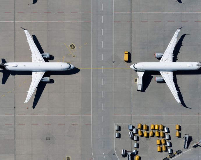 the-shutdown-is-pushing-air-safety-workers-to-the-limit