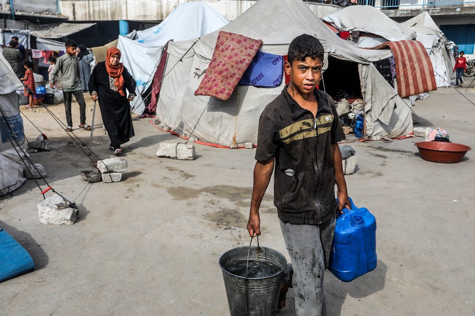 once-a-swimmer,-now-a-survivor:-a-teenager’s-life-in-war-torn-gaza