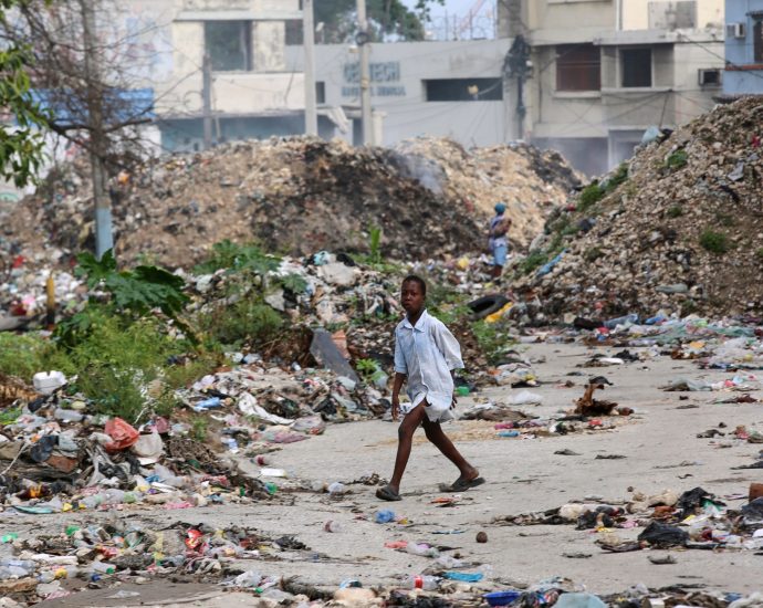 six-million-people-in-haiti-face-acute-hunger-as-gang-violence-spreads