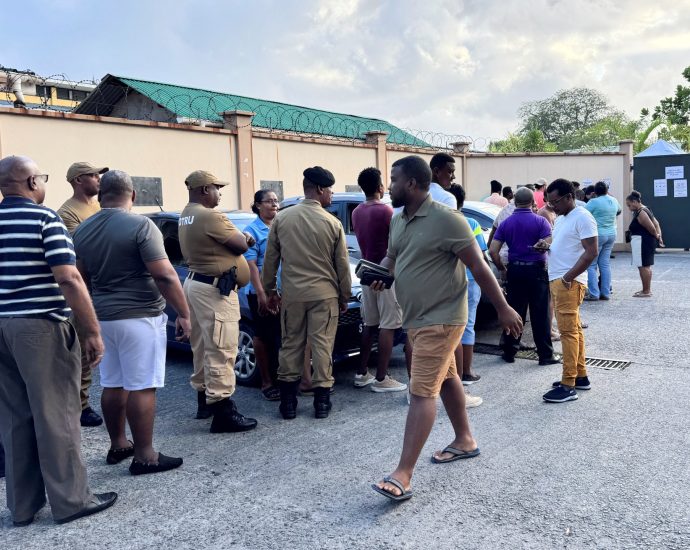 seychelles-votes-in-closely-contested-presidential-run-off-election