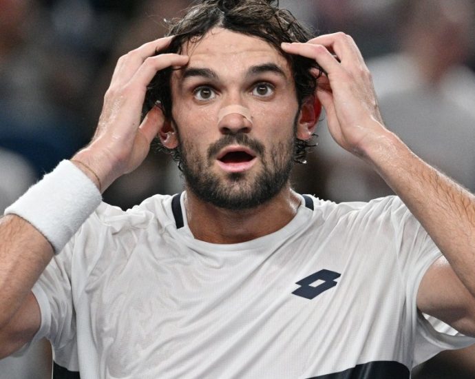 vacherot-stuns-djokovic,-faces-cousin-rinderknech-in-shanghai-masters-final