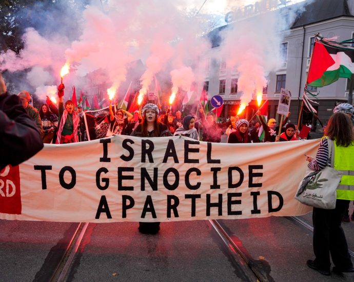 activists-renew-calls-for-football-ban-on-israel-despite-gaza-ceasefire