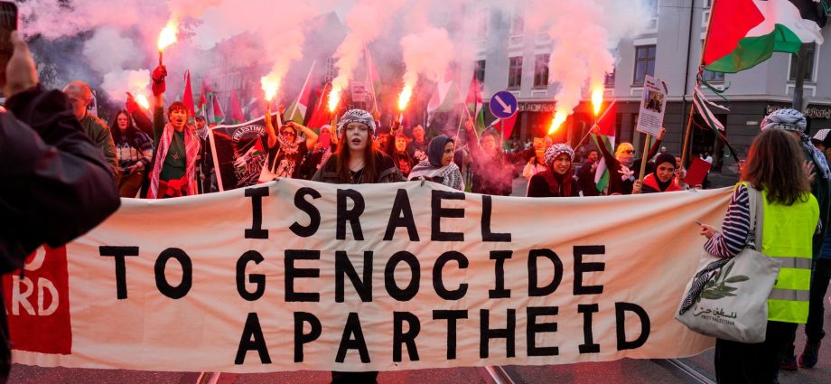 activists-renew-calls-for-football-ban-on-israel-despite-gaza-ceasefire