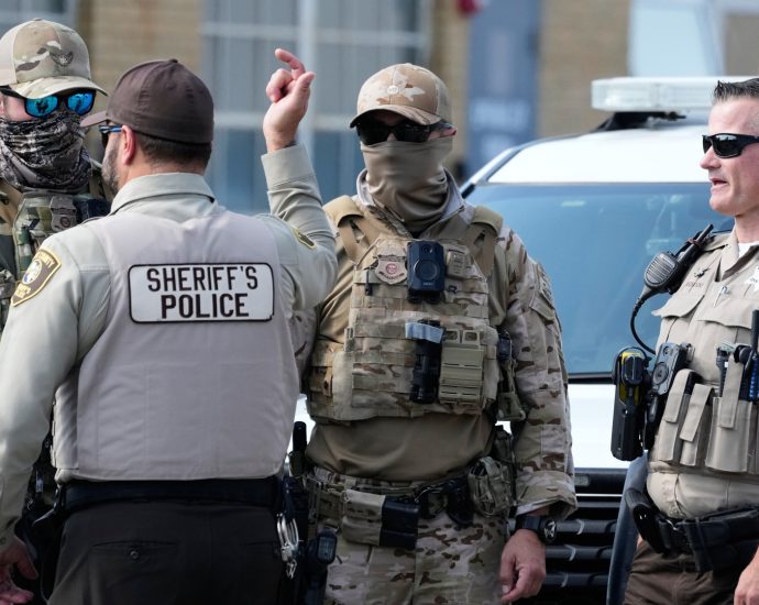 national-guard-in-illinois-can-stay-under-federal-control,-can’t-be-deployed:-court