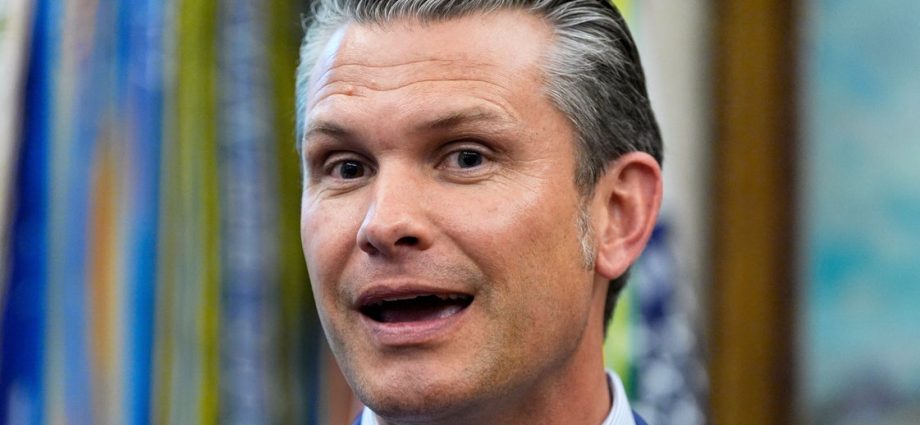 hegseth-slammed-by-critics-for-‘clarification’-on-qatar-deal:-‘that’s-not-what-you-said’