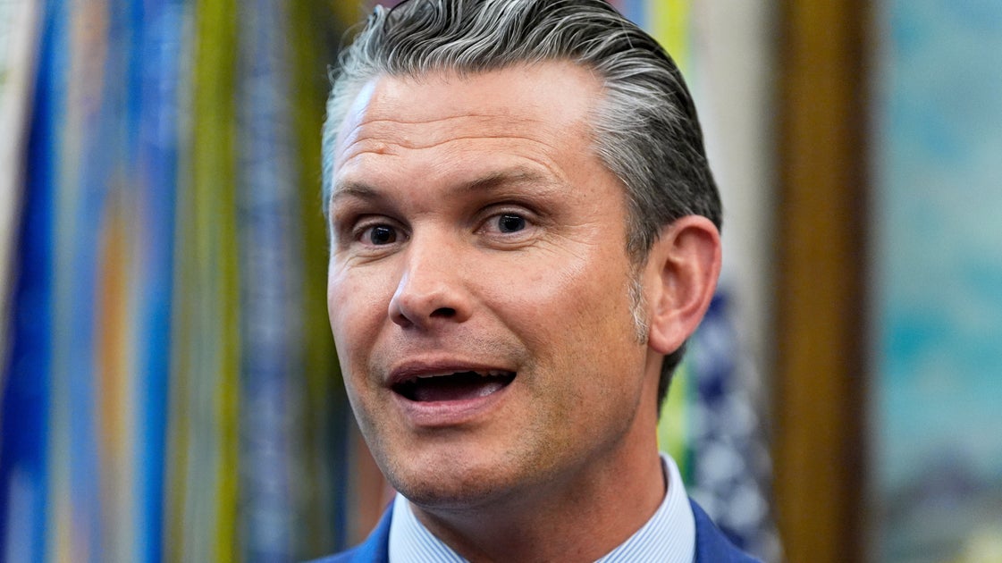 hegseth-slammed-by-critics-for-‘clarification’-on-qatar-deal:-‘that’s-not-what-you-said’