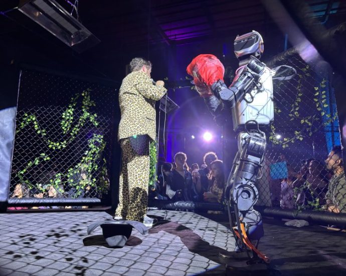 ‘just-the-right-amount-of-weird’:-a-look-inside-san-francisco’s-underground-robot-fight-club