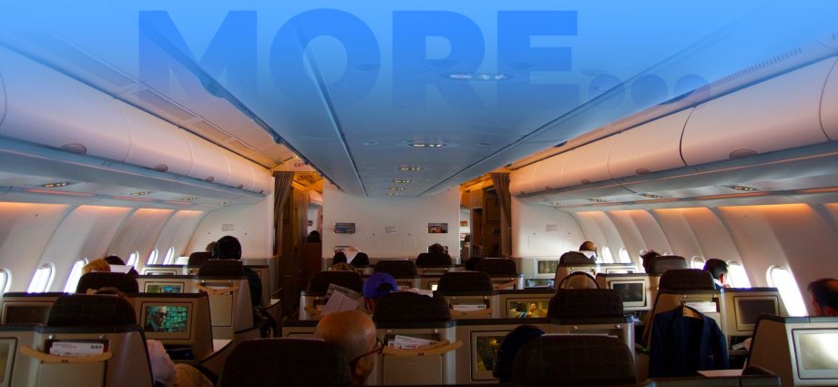 the-widebody-boeing-aircraft-that-seats-more-passengers-than-its-airbus-competitor