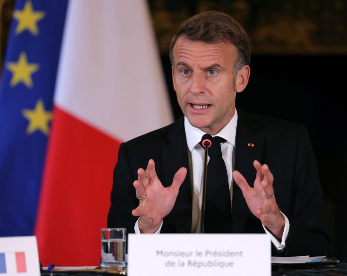 france’s-macron-unveils-new-government-ahead-of-budget-deadline