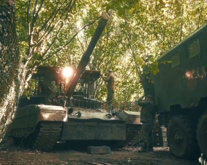 russia-spent-a-year-hoarding-tanks-for-big-offensive—now-they’re-burning-near-pokrovsk