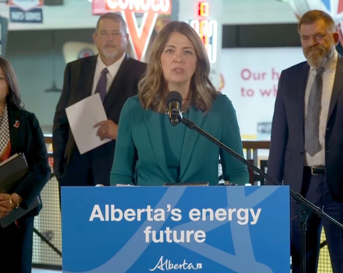 danielle-smith’s-pipeline-without-a-proponent-is-all-dollars-and-no-sense