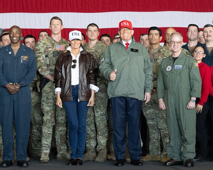 who-gets-paid-in-a-shutdown?-for-the-traitor,-it’s-the-military