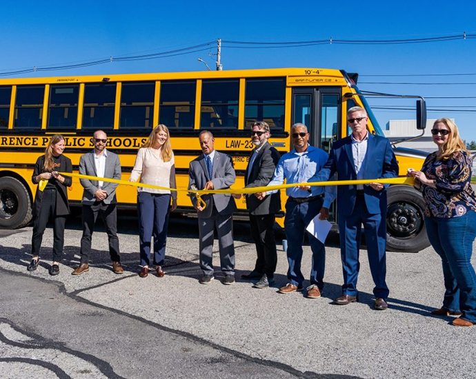 nrt-bus-and-zenobe-deploy-35-electric-school-buses-in-massachusetts
