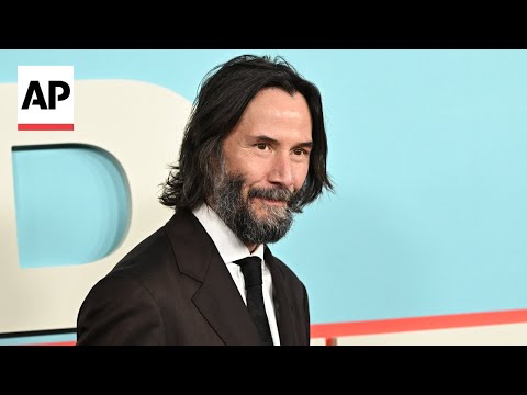 keanu-reeves-says-diane-keaton-was-a-‘unique,-extraordinary-artist’