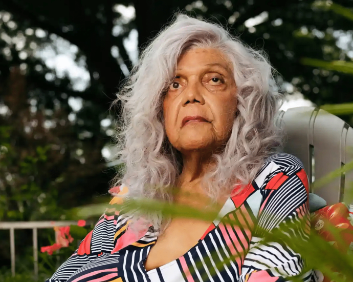 trailblazing-trans-activist-and-stonewall-veteran-miss-major-dies-at-78