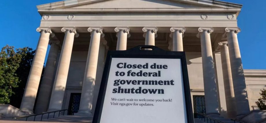 us-senate-rejects-bill-to-end-government-shutdown-as-it-enters-third-week