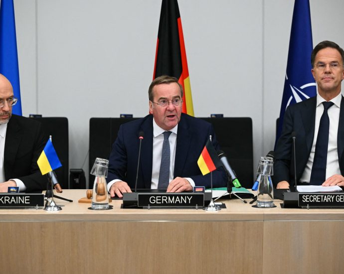 germany-pledges-$2bn-in-military-aid-for-ukraine-as-kyiv-seeks-more-funds