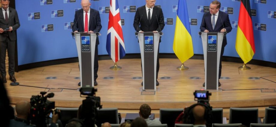 nato-meets-in-brussels:-tough-talk-from-washington,-more-aid-from-europeans