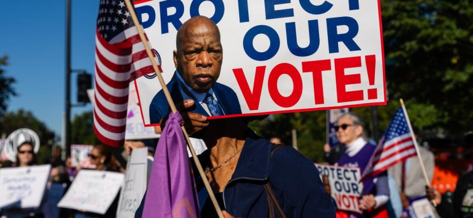 Justices lean toward rejecting race in redistricting, likely boosting GOP in 2026