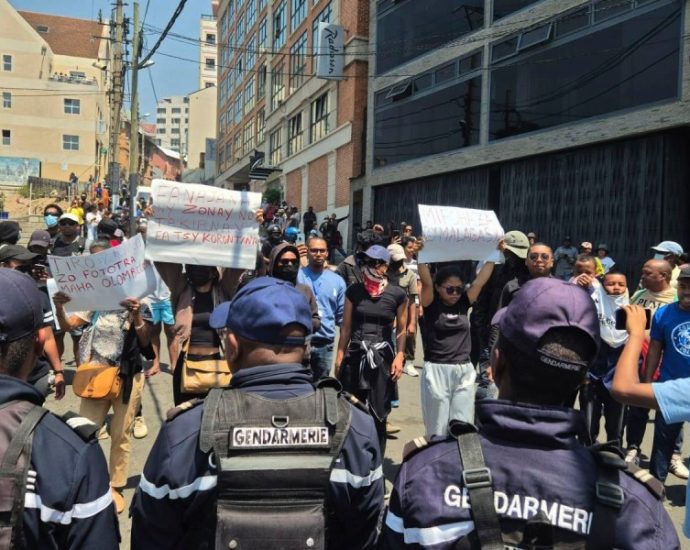 ‘gen-z’-protesters-lead-global-wave-of-generational-discontent