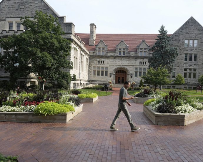 indiana-university-fires-director-amid-student-paper-censorship-controversy