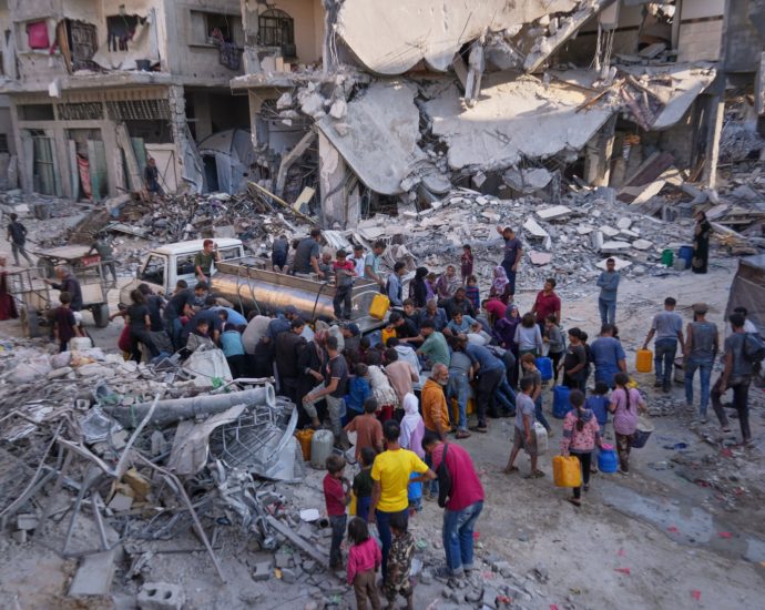 people-in-gaza-face-severe-shortages-despite-ceasefire-agreement