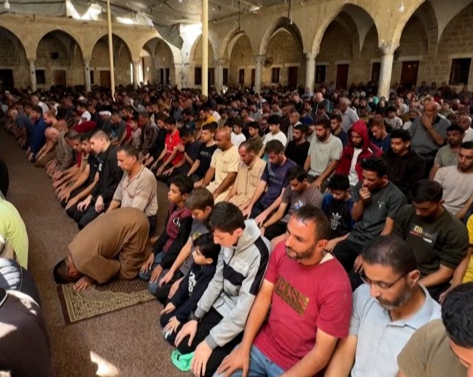 gaza’s-sayed-al-hashim-mosque-reopens-after-two-years