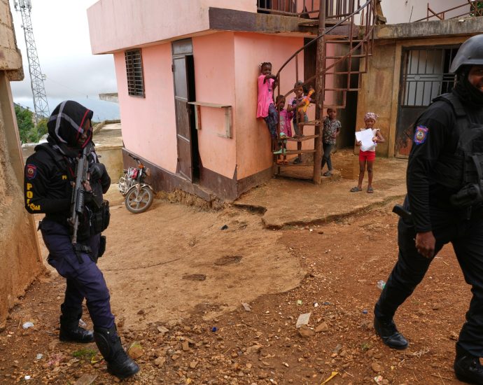 us-sanctions-ex-police-officer,-gang-leader-in-haiti-over-criminal-ties