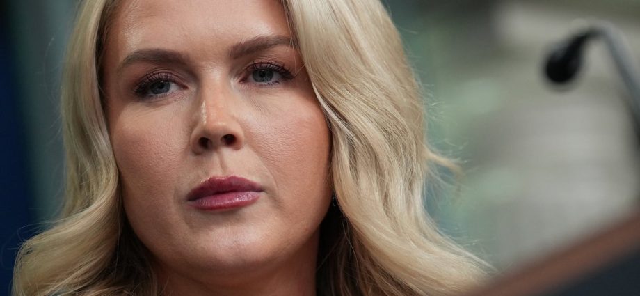 white-house-gives-wild-response-to-a-simple-question-asked-by-huffpost-reporter