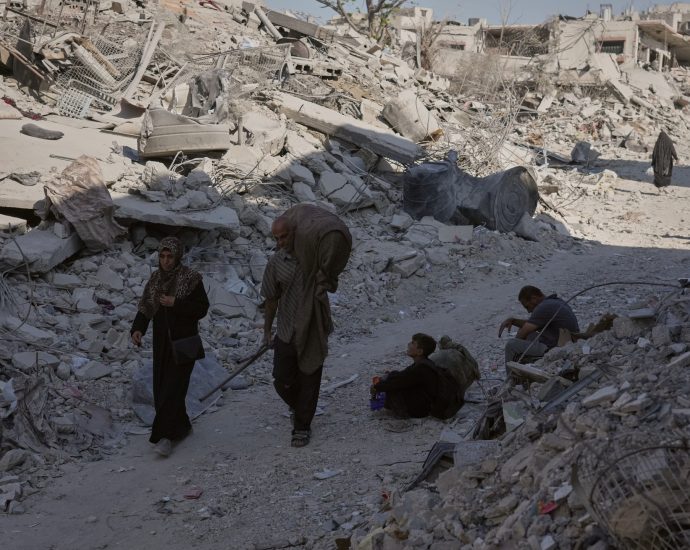 israel-kills-11-palestinian-family-members-in-gaza’s-deadliest-truce-breach