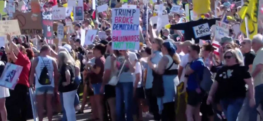 massive-crowds-take-to-streets-to-protest-the-traitor-administration