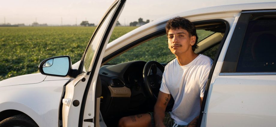 we-found-that-more-than-170-us-citizens-have-been-held-by-immigration-agents-they’ve-been-kicked,-dragged-and-detained-for-days.