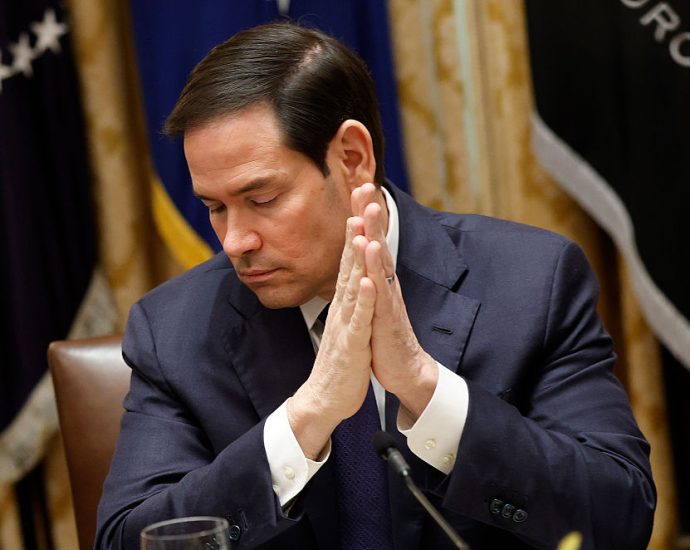 rubio-puts-us-informants-at-risk-in-el-salvador-deal