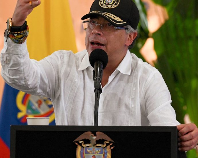 the-traitor-to-end-us.-aid-to-colombia-after-calling-leader-an-‘illegal-drug-leader’