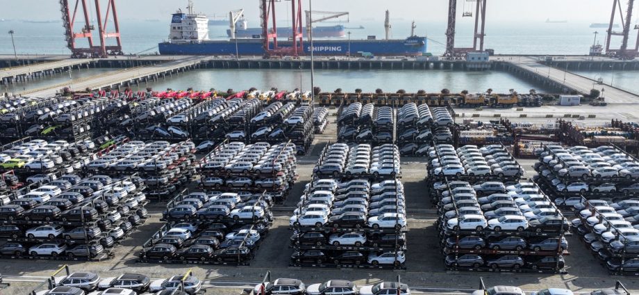 GM takes $1.6 billion hit on eletric vehicle rollout as U.S. automakers rethink future