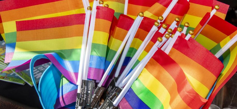 lgbtq+-youth’s-mental-health-struggles-are-getting-worse,-according-to-a-new-survey