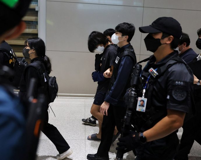 south-korea-police-seek-warrants-for-58-repatriated-scam-centre-suspects