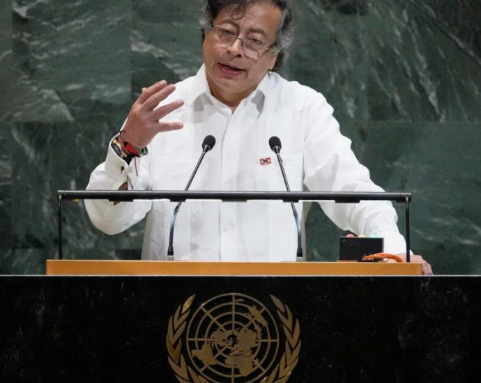 airstrikes-and-insults:-the-traitor’s-new-latin-america-crisis