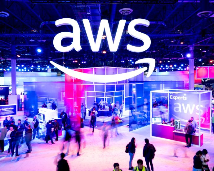 what-caused-amazon’s-aws-outage,-and-why-did-so-many-major-apps-go-offline?