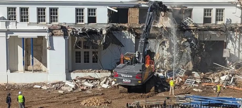 utter-desecration:-walking-wrecking-balls,-all-of-‘em