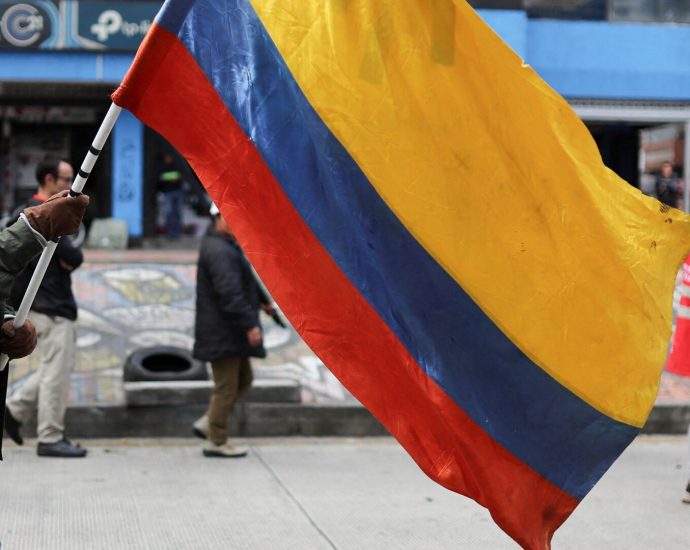 what’s-behind-the-crisis-between-colombia-and-the-us?