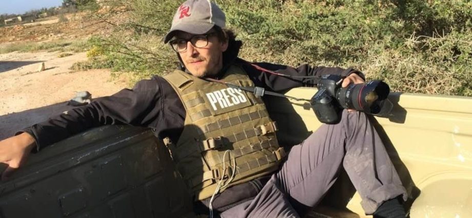 “armed-only-with-a-camera”:-hbo-film-on-life-&-death-of-brent-renaud,-journalist-killed-in-ukraine