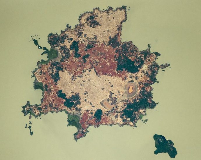 Pair of ‘holy’ islands in eerily green African lake hold centuries-old relics and mummified emperors — Earth from space