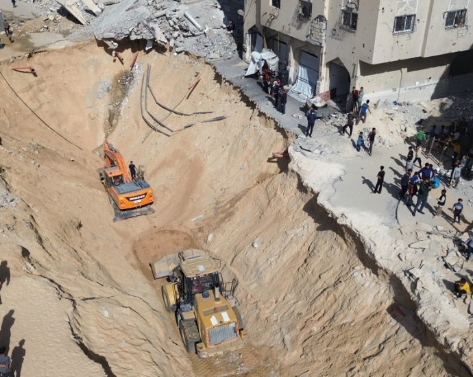 israel,-hamas-return-more-bodies-of-captives-under-gaza-ceasefire-deal