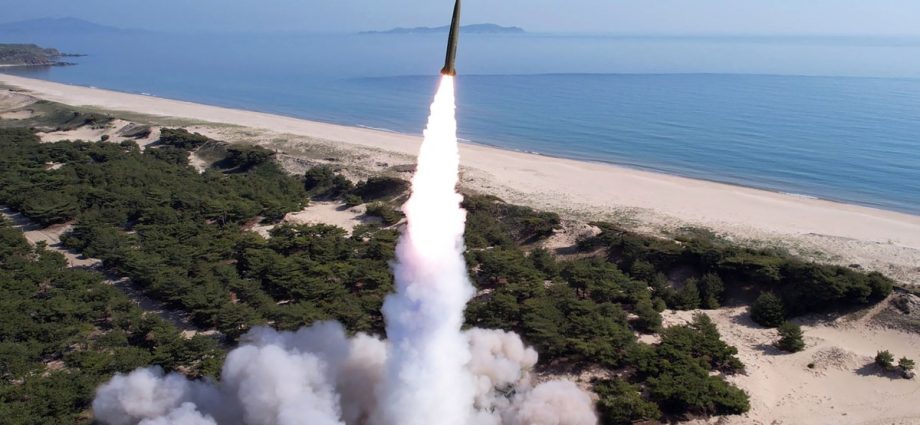north-korea-fires-multiple-ballistic-missiles-towards-east-sea
