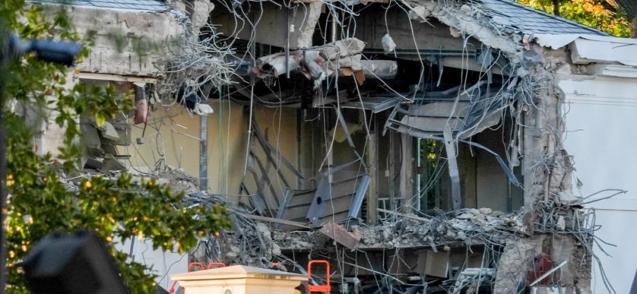 ‘morning-joe’-hosts-rip-the-traitor-for-taking-‘wrecking-ball’-to-white-house